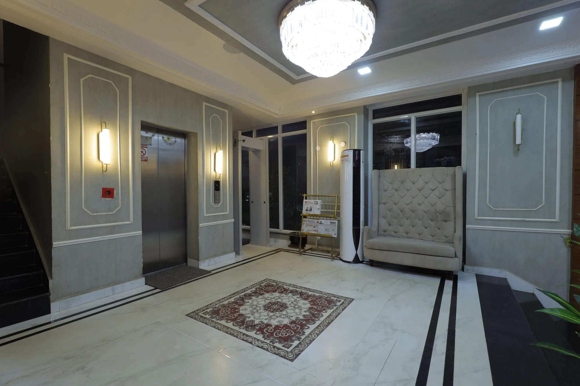 Hotel Lobby
